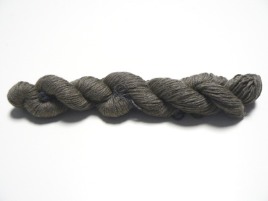 DK Worsted Spun Medium Grey/Brown Dehaired Baby Yak Yarn 5 x 50gm pack