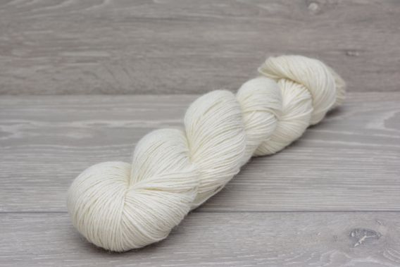 4ply Sock Weight 100% Baby Alpaca Yarn 1 x 100g Hank