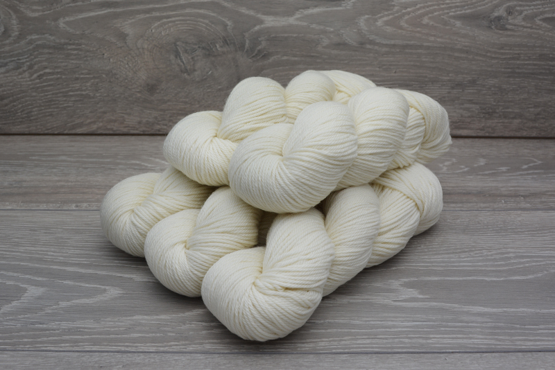 DK Superwash Extrafine (19.5 micron) Merino Wool Yarn  5 x 100g Pack