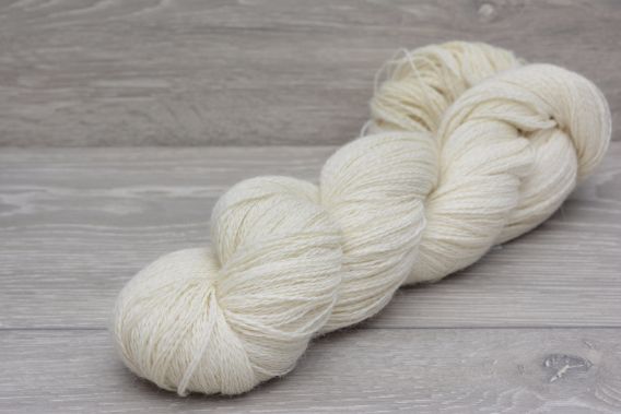 Lace Weight 100% Baby Alpaca Yarn 1 x 100g Hank