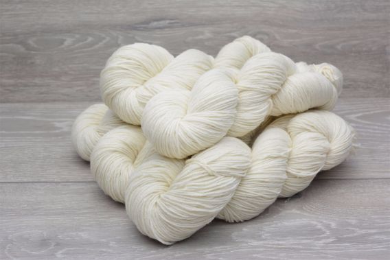 4ply Non Superwash Extrafine (19.5 micron) Merino Wool Yarn 5 x 100gm Pack